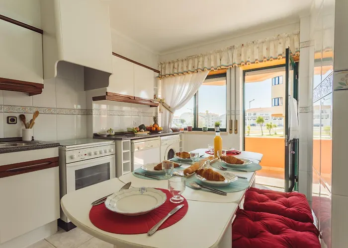 Appartement 18 - Typical Portuguese